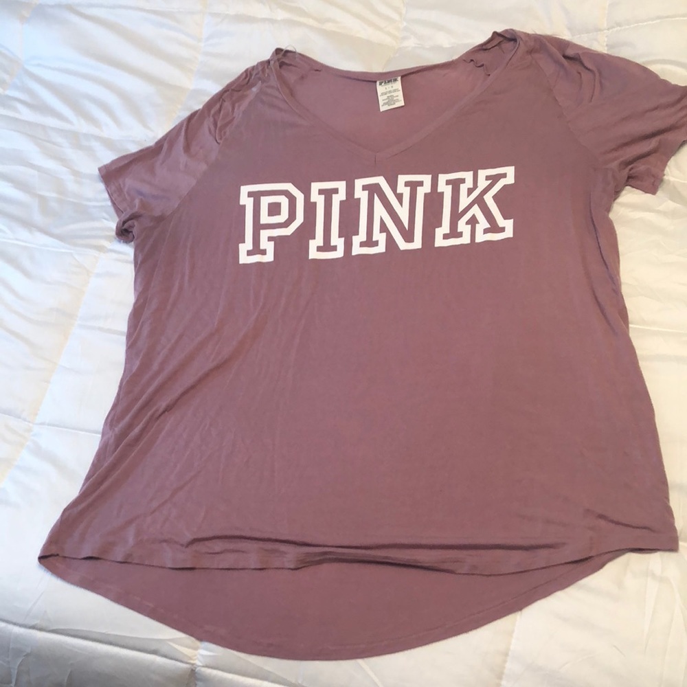 VS PINK V-neck